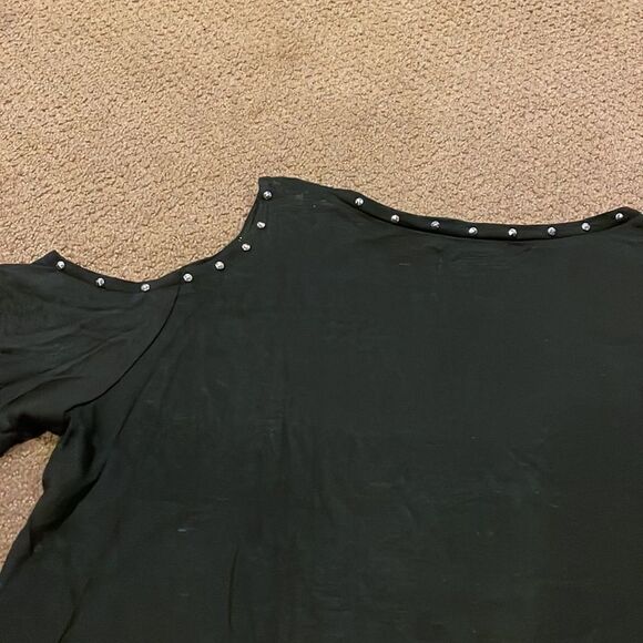 Generation Love Women’s Black Short-Sleeve Cold Shoulder Studded Top - Picture 7 of 7
